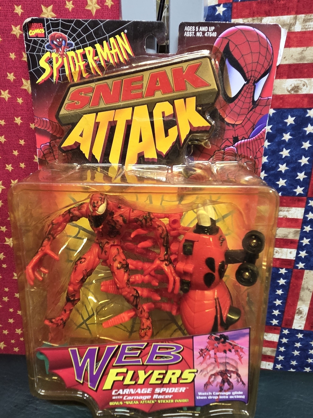 **Spiderman Sneak Attack Web Flyers Carnage Spider Toy - Red**